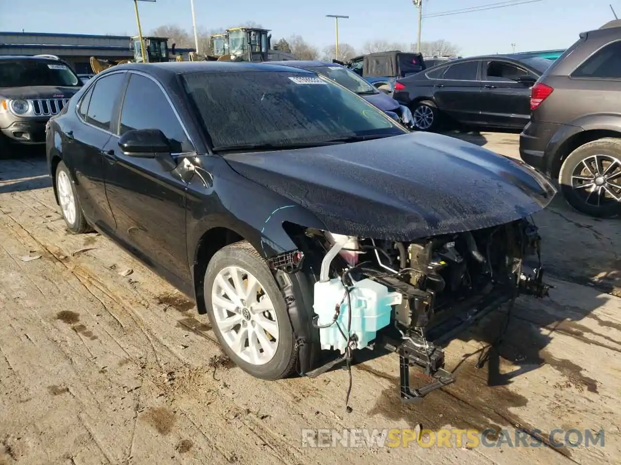 1 Photograph of a damaged car 4T1C11AK3LU981966 TOYOTA CAMRY 2020