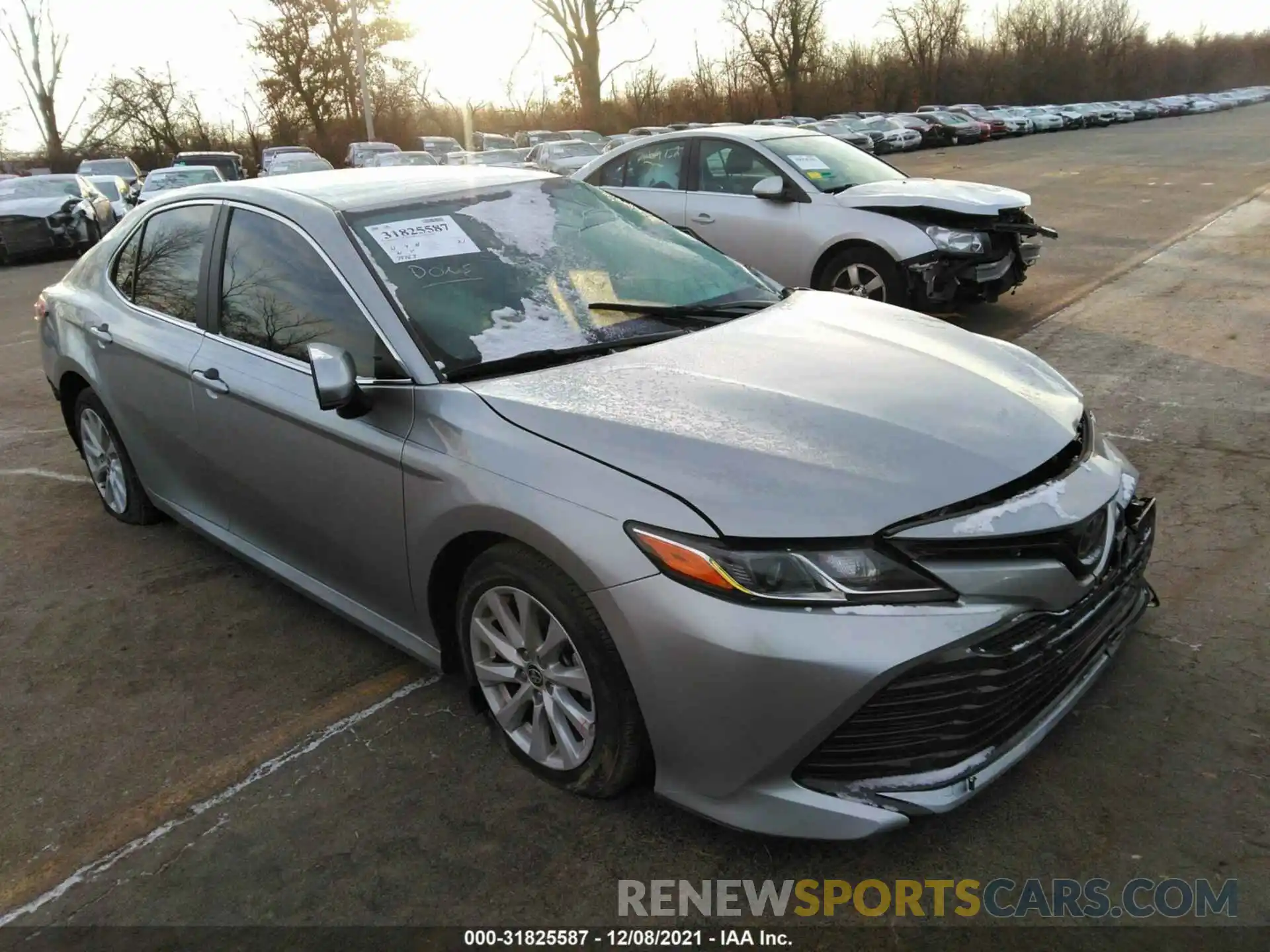 1 Photograph of a damaged car 4T1C11AK3LU983622 TOYOTA CAMRY 2020