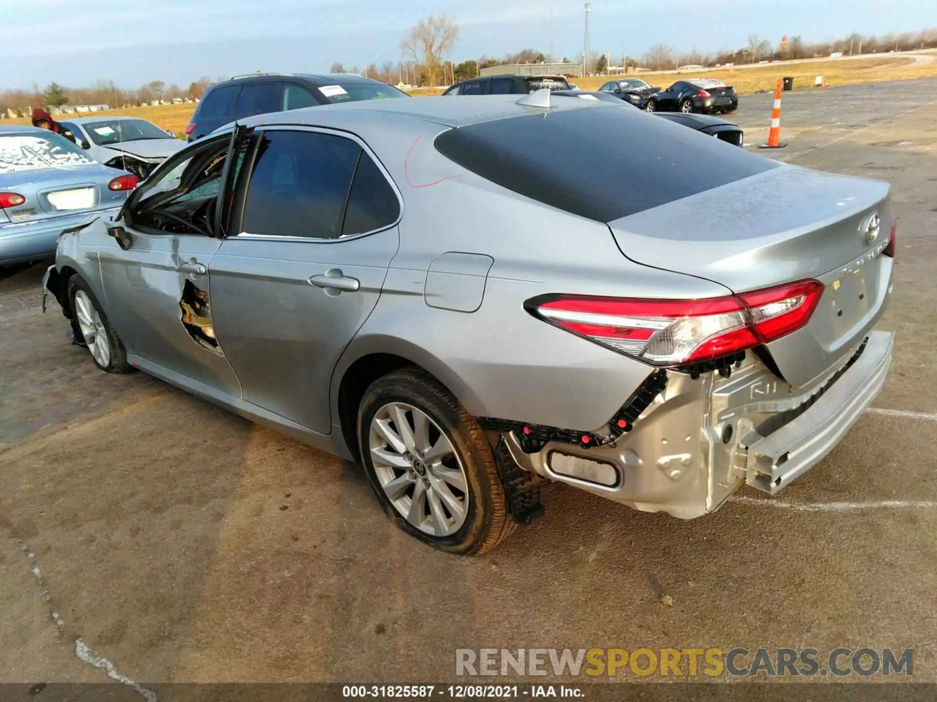 3 Photograph of a damaged car 4T1C11AK3LU983622 TOYOTA CAMRY 2020