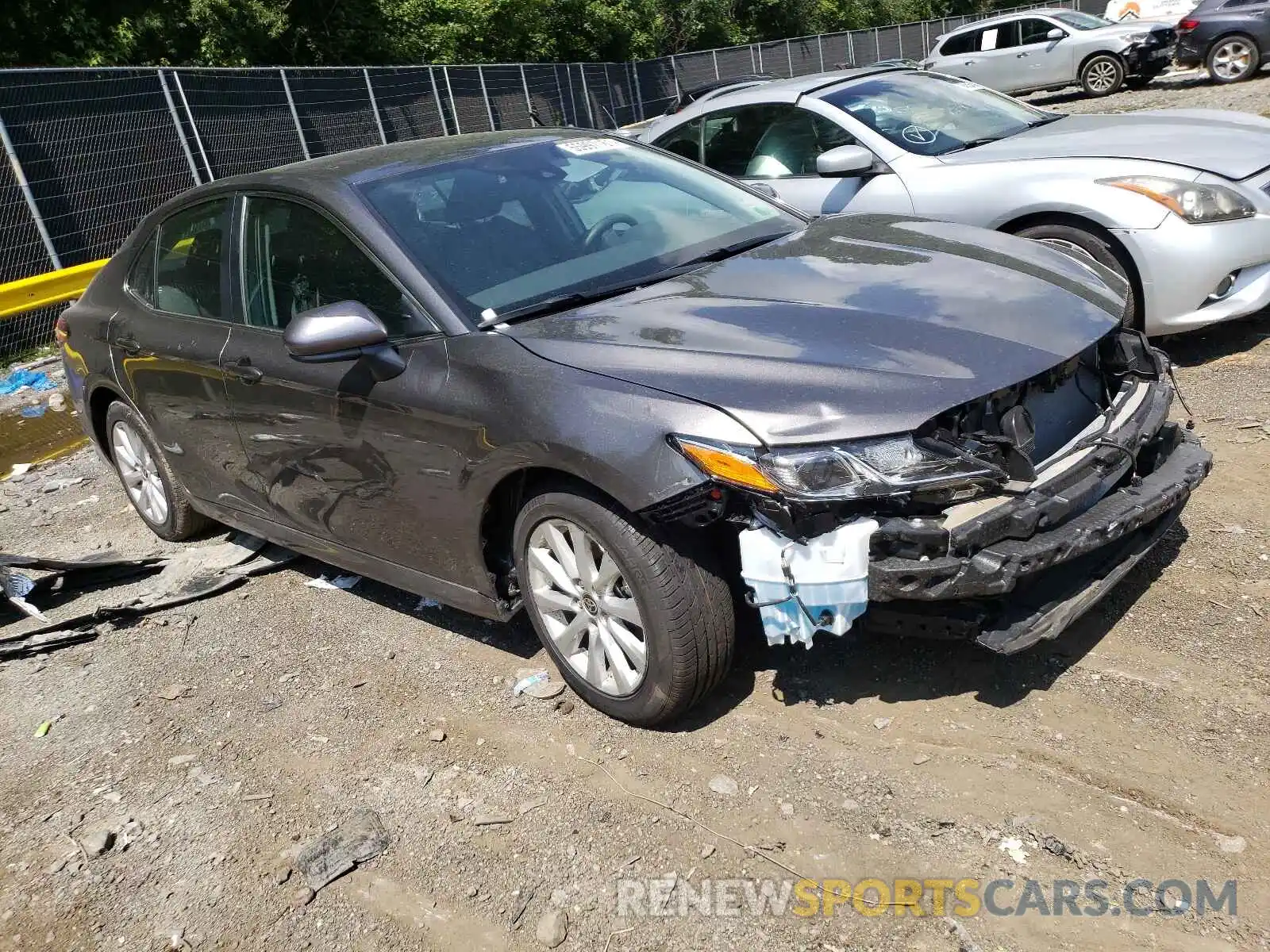 1 Photograph of a damaged car 4T1C11AK3LU998802 TOYOTA CAMRY 2020