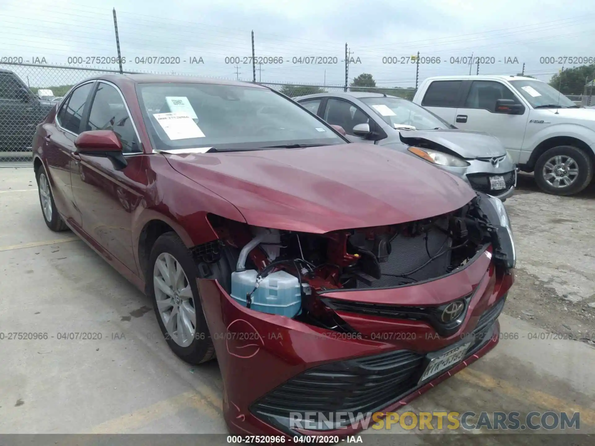 1 Photograph of a damaged car 4T1C11AK4LU302559 TOYOTA CAMRY 2020