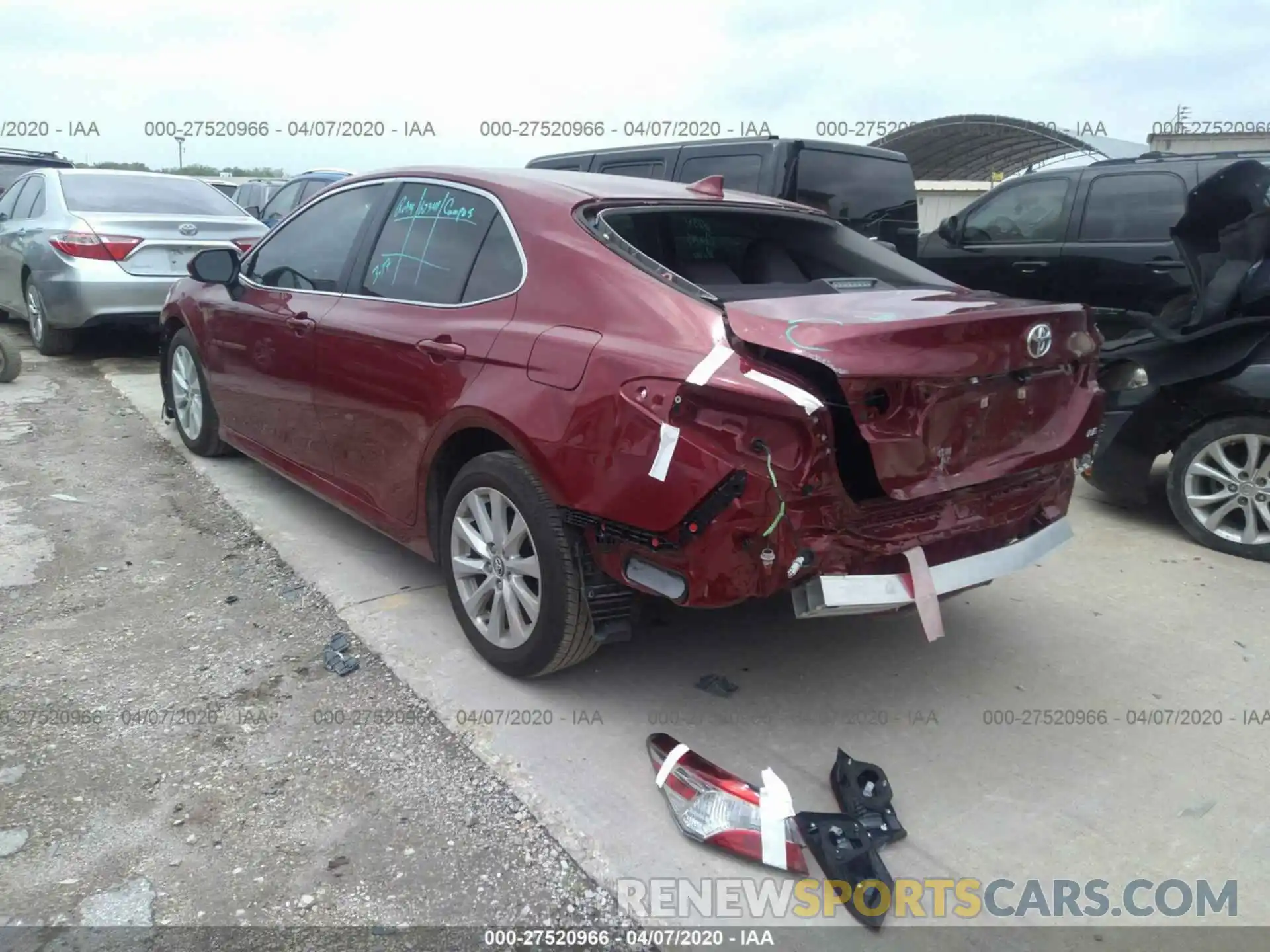 3 Photograph of a damaged car 4T1C11AK4LU302559 TOYOTA CAMRY 2020