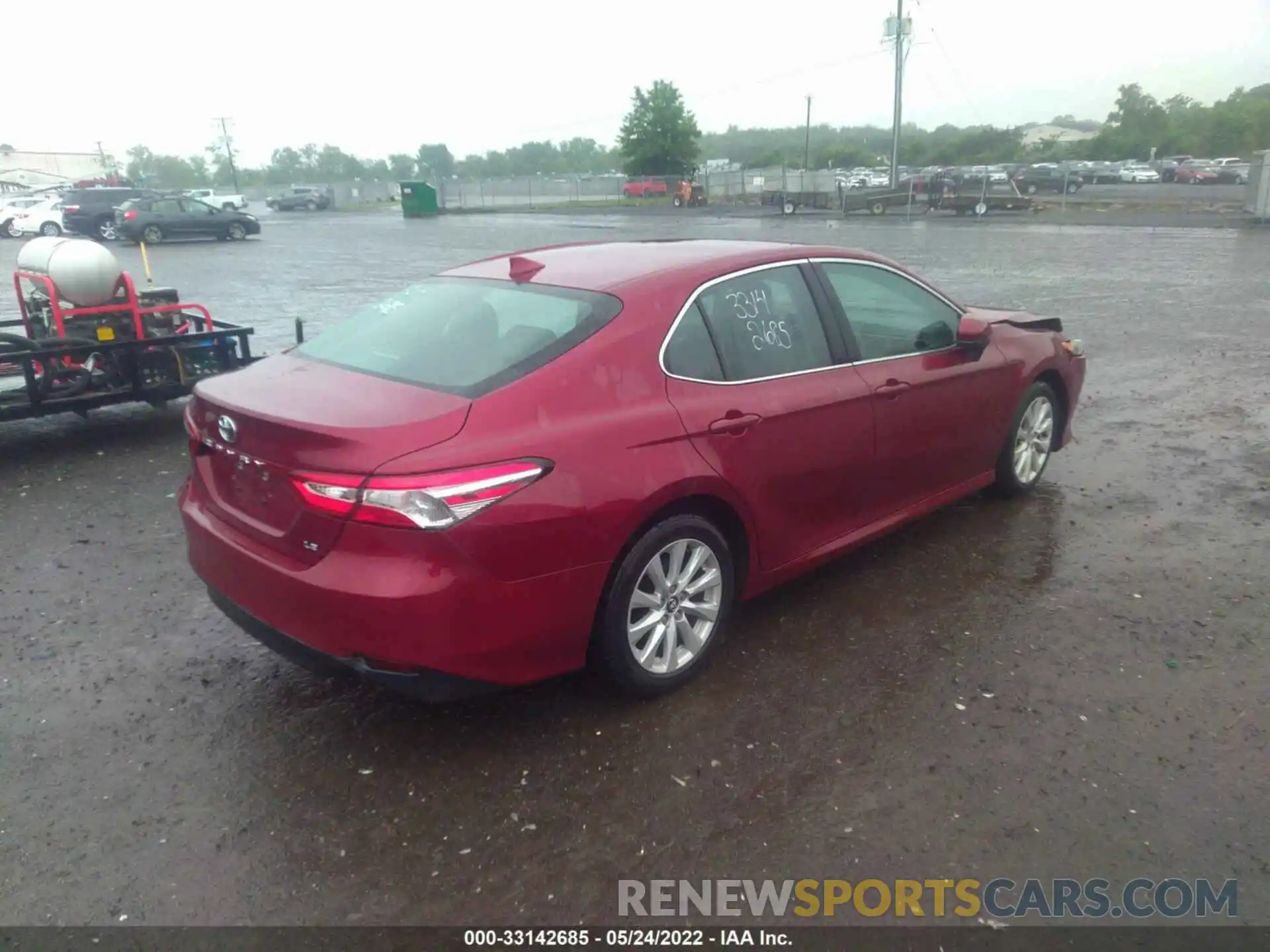 4 Photograph of a damaged car 4T1C11AK4LU314131 TOYOTA CAMRY 2020