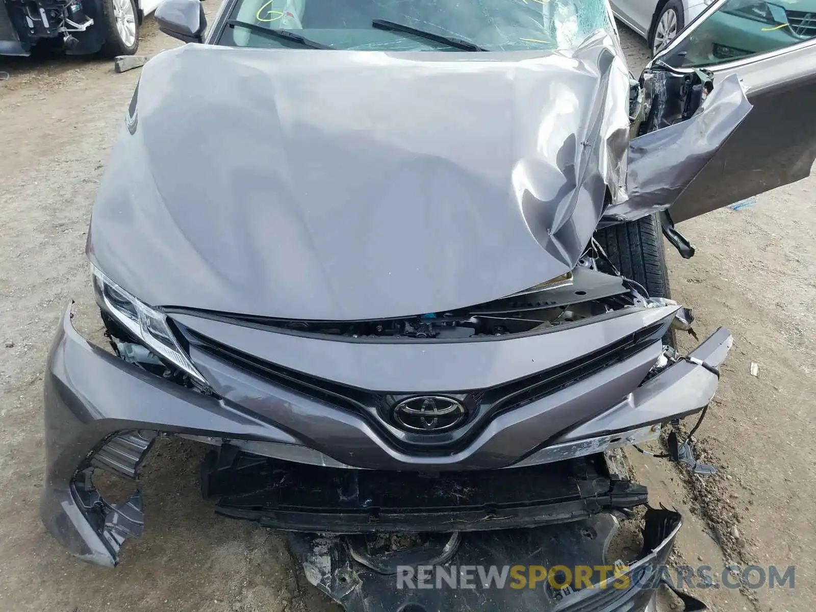 7 Photograph of a damaged car 4T1C11AK4LU326733 TOYOTA CAMRY 2020