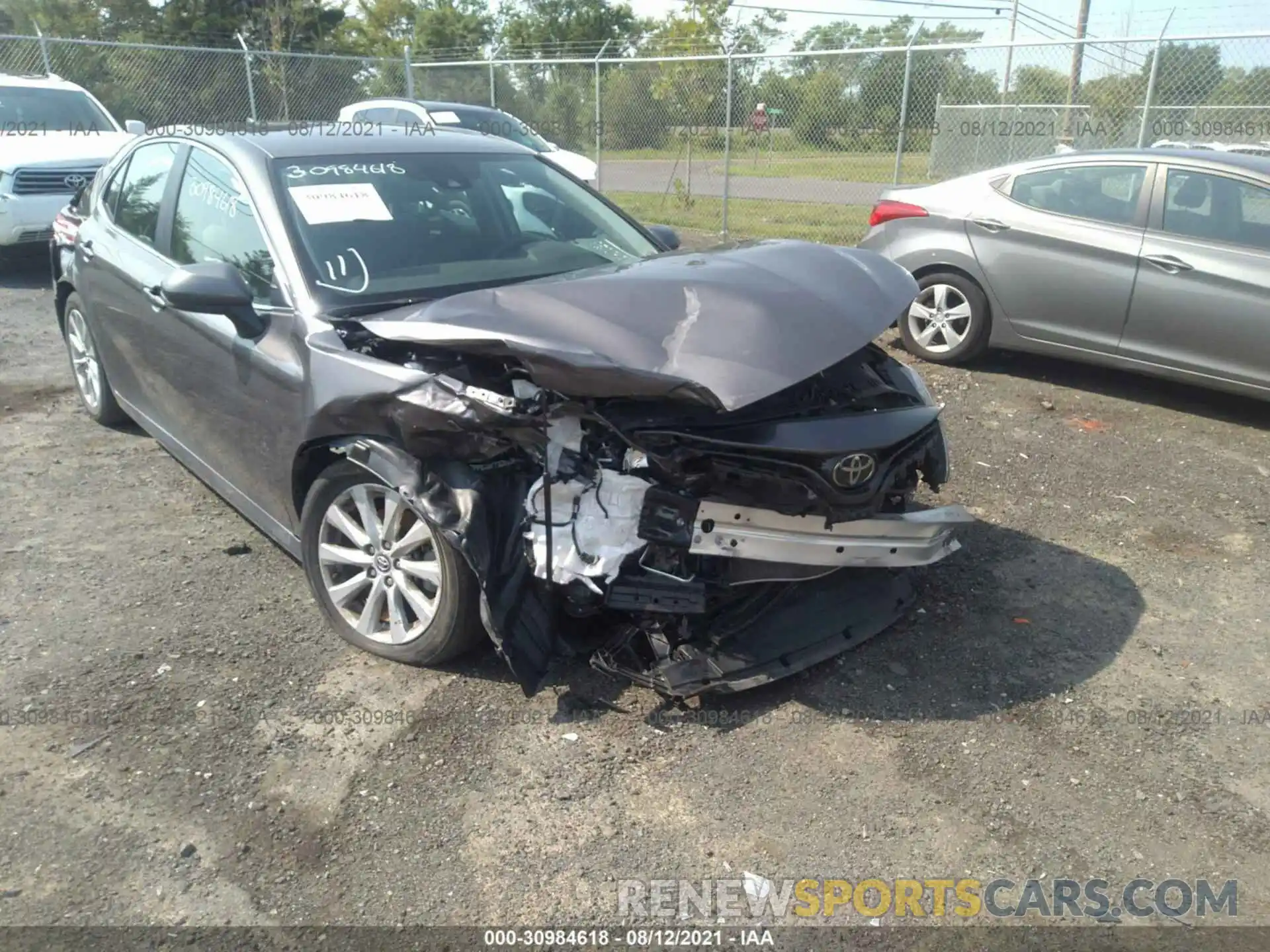 6 Photograph of a damaged car 4T1C11AK4LU329714 TOYOTA CAMRY 2020