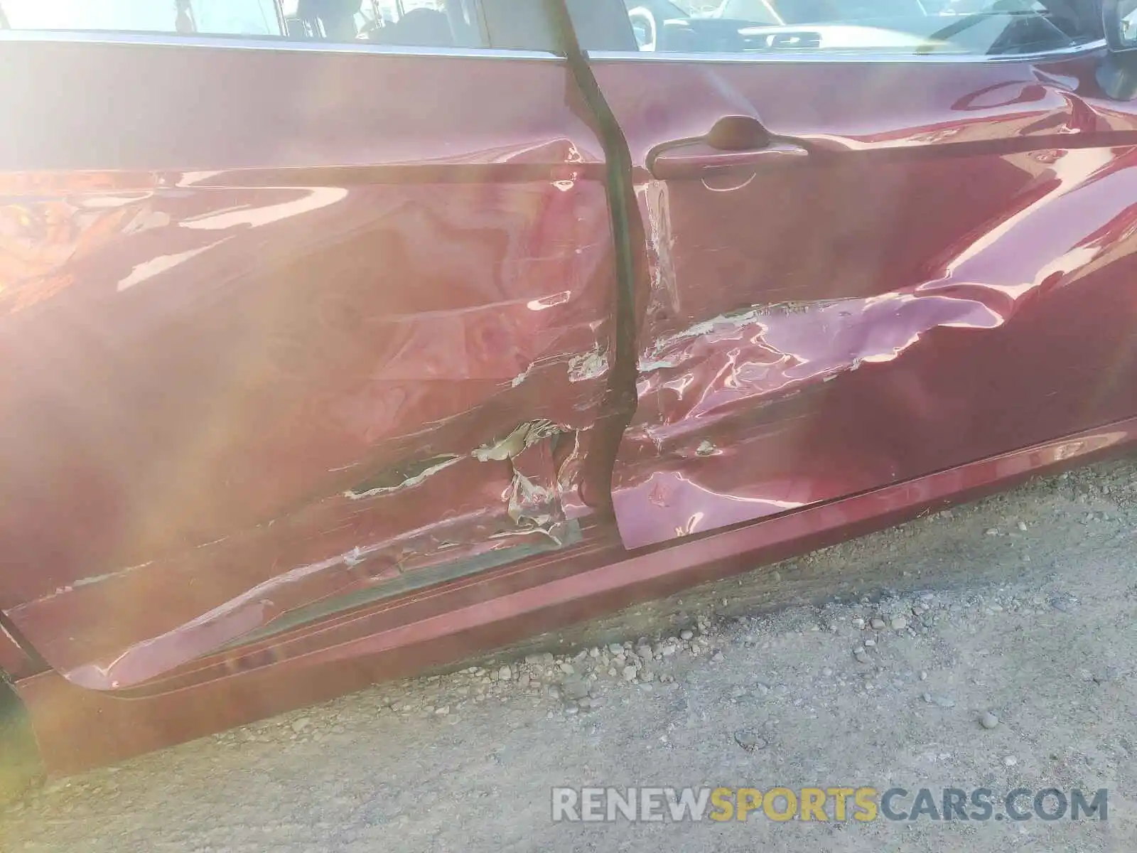 9 Photograph of a damaged car 4T1C11AK4LU332841 TOYOTA CAMRY 2020