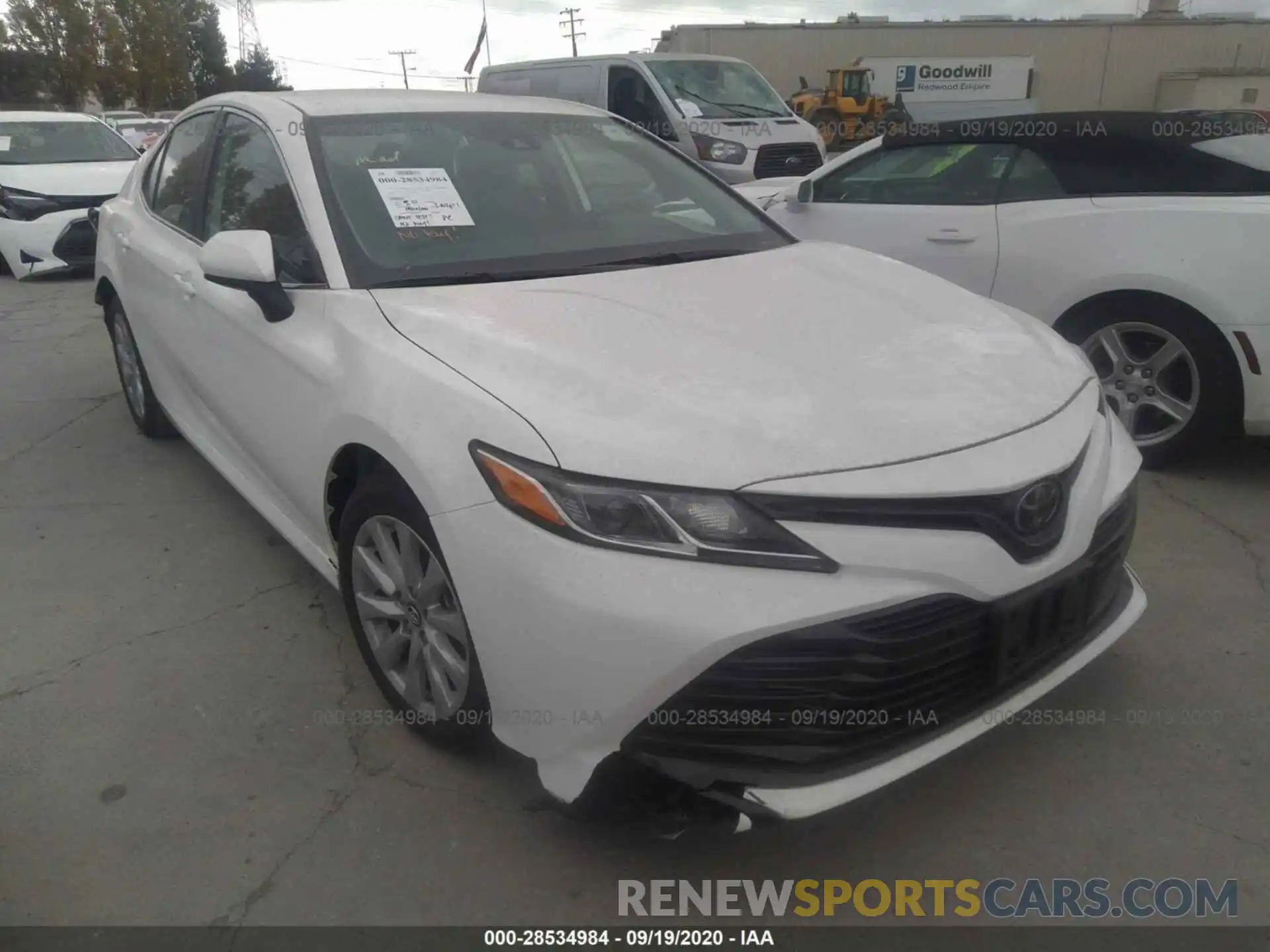 1 Photograph of a damaged car 4T1C11AK4LU333035 TOYOTA CAMRY 2020