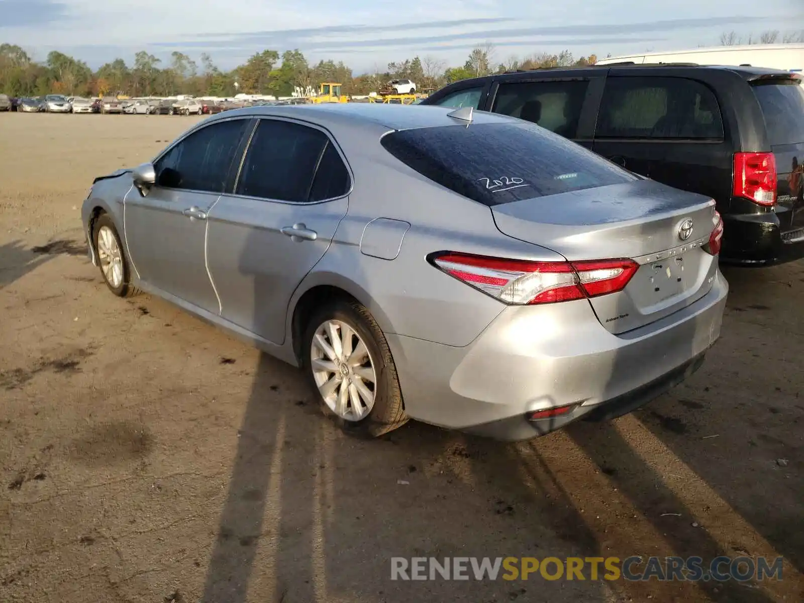 3 Photograph of a damaged car 4T1C11AK4LU335450 TOYOTA CAMRY 2020