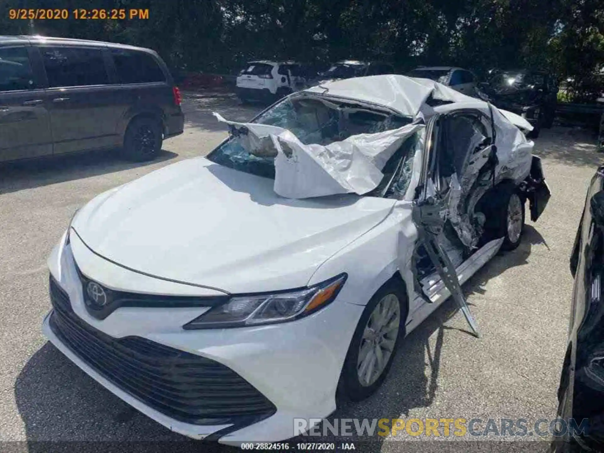 1 Photograph of a damaged car 4T1C11AK4LU342463 TOYOTA CAMRY 2020