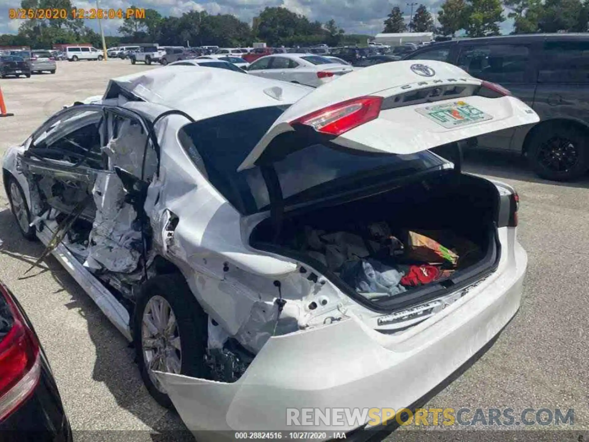 2 Photograph of a damaged car 4T1C11AK4LU342463 TOYOTA CAMRY 2020