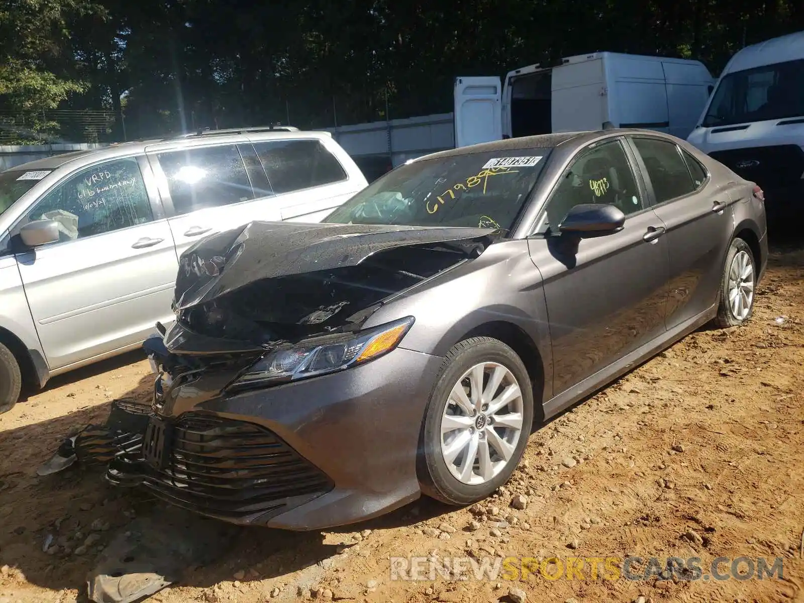 2 Photograph of a damaged car 4T1C11AK4LU343645 TOYOTA CAMRY 2020