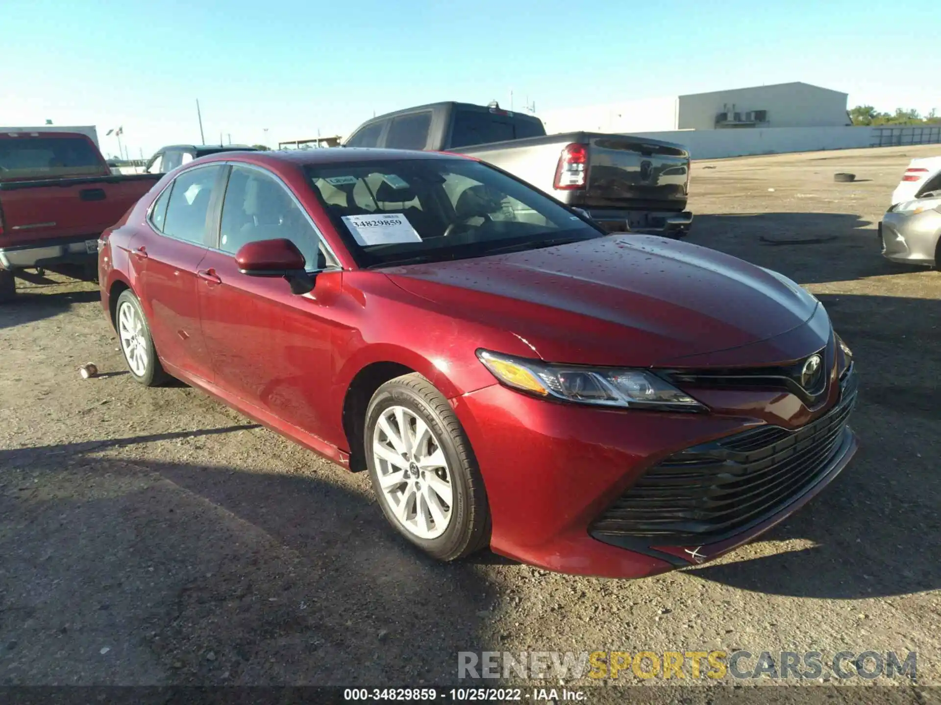 1 Photograph of a damaged car 4T1C11AK4LU355746 TOYOTA CAMRY 2020