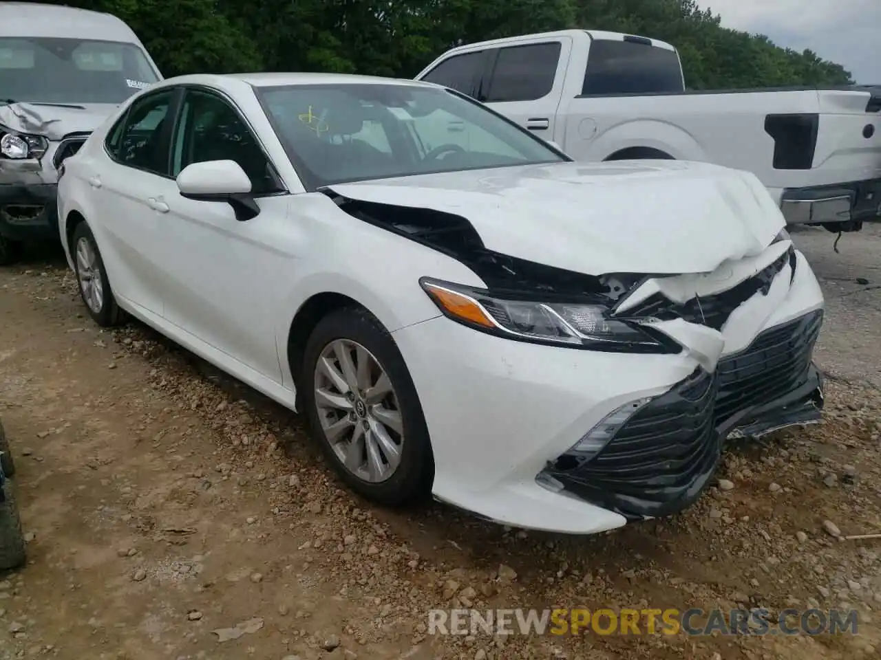 1 Photograph of a damaged car 4T1C11AK4LU356167 TOYOTA CAMRY 2020