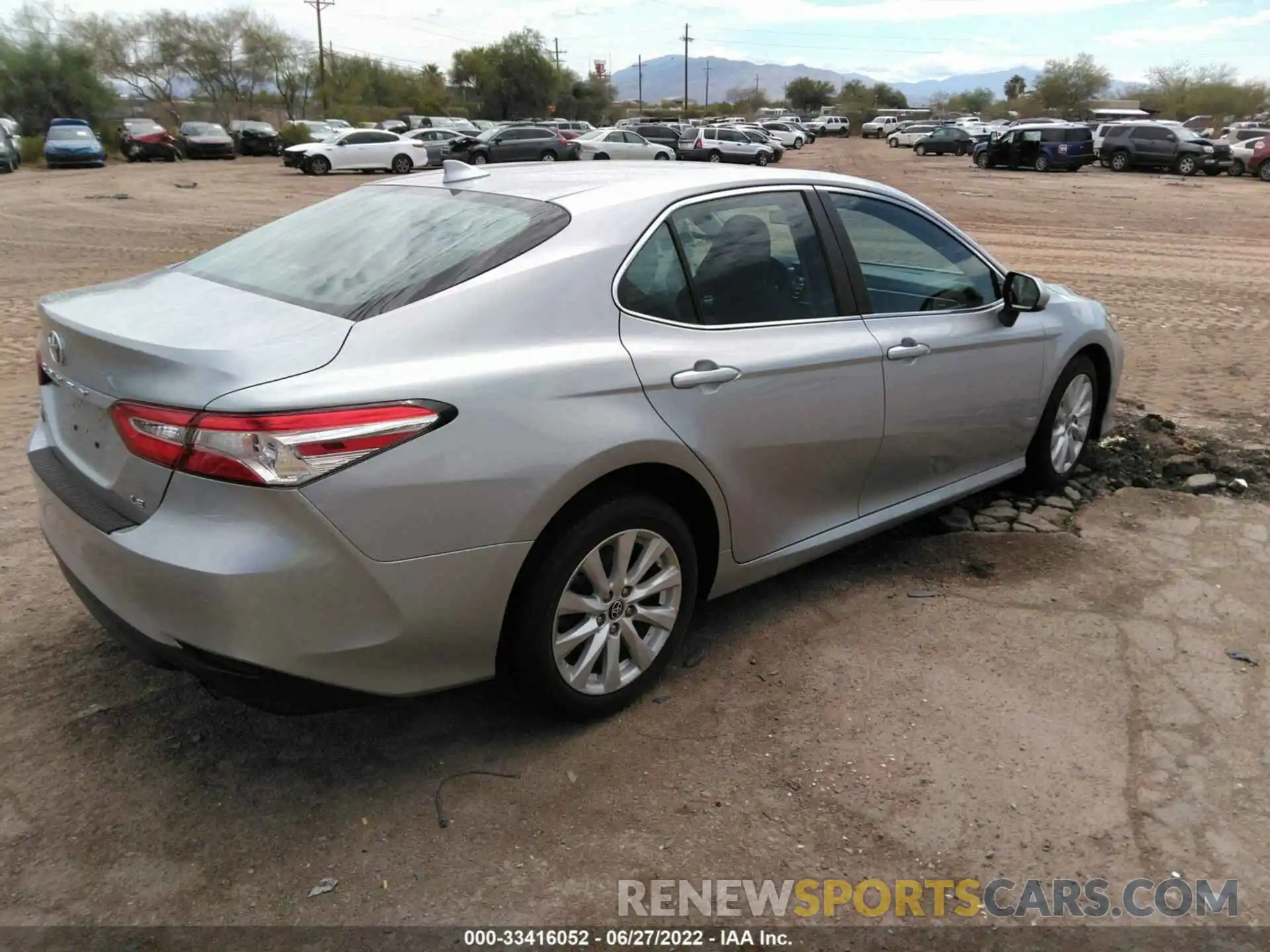 4 Photograph of a damaged car 4T1C11AK4LU358095 TOYOTA CAMRY 2020