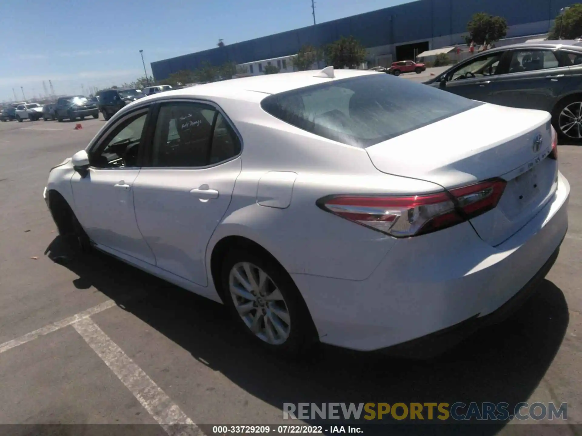 3 Photograph of a damaged car 4T1C11AK4LU358520 TOYOTA CAMRY 2020