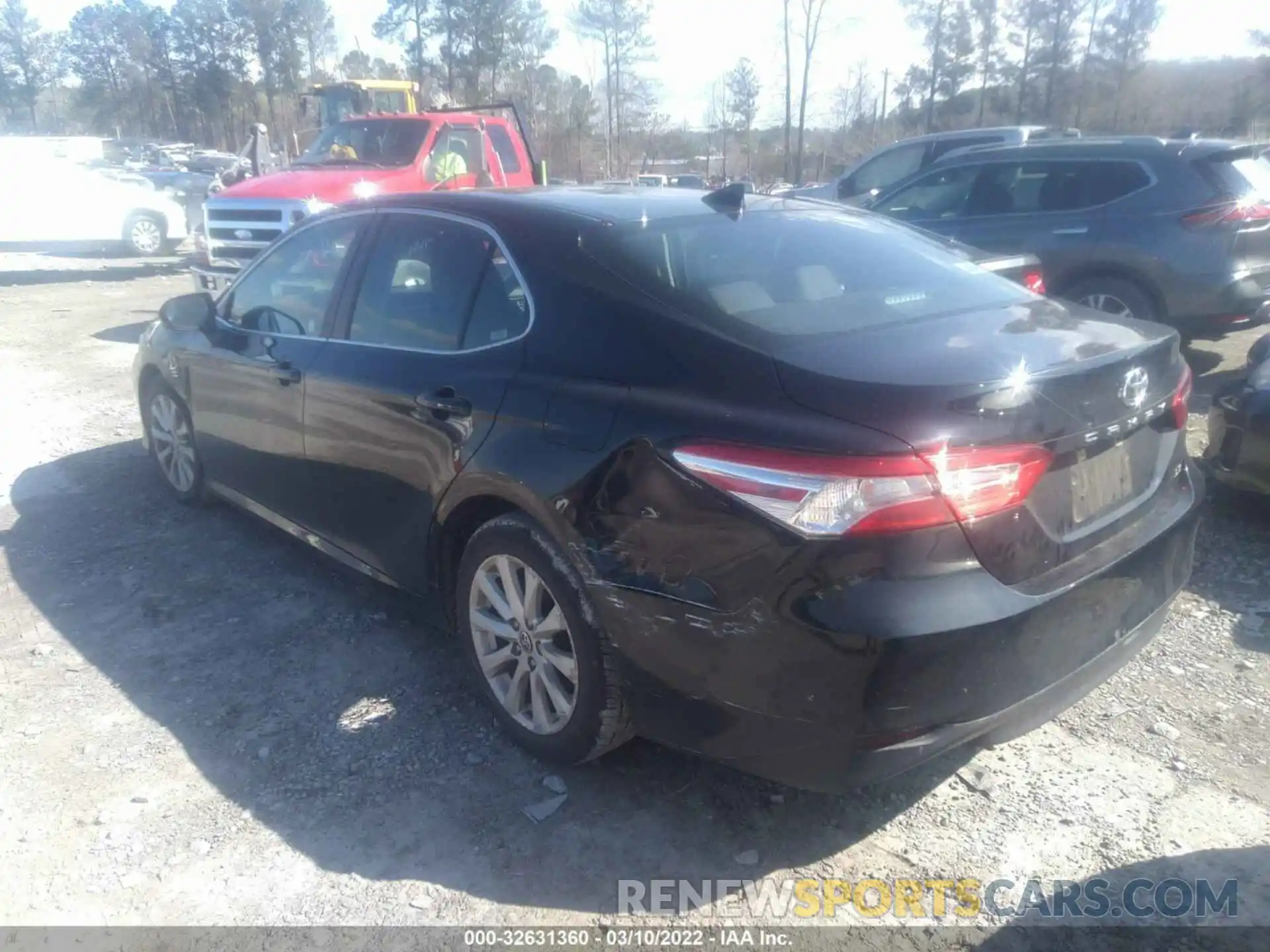 3 Photograph of a damaged car 4T1C11AK4LU358677 TOYOTA CAMRY 2020