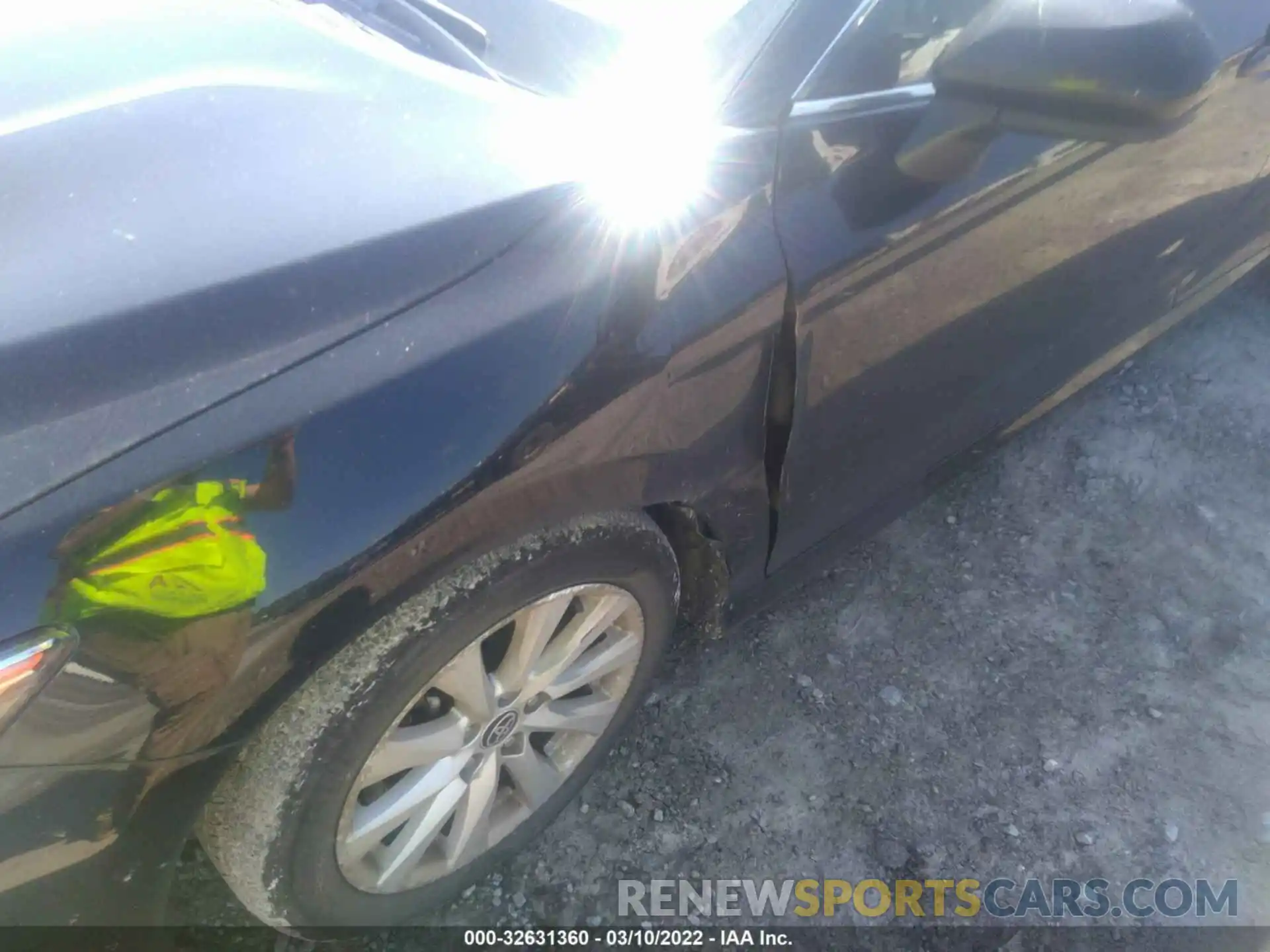 6 Photograph of a damaged car 4T1C11AK4LU358677 TOYOTA CAMRY 2020