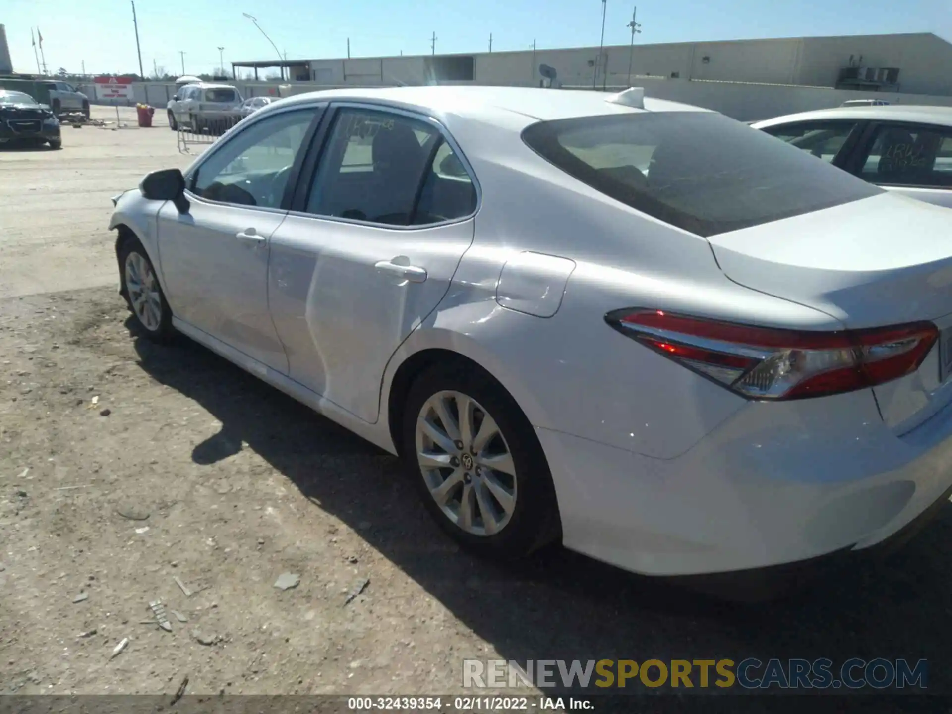 3 Photograph of a damaged car 4T1C11AK4LU360820 TOYOTA CAMRY 2020