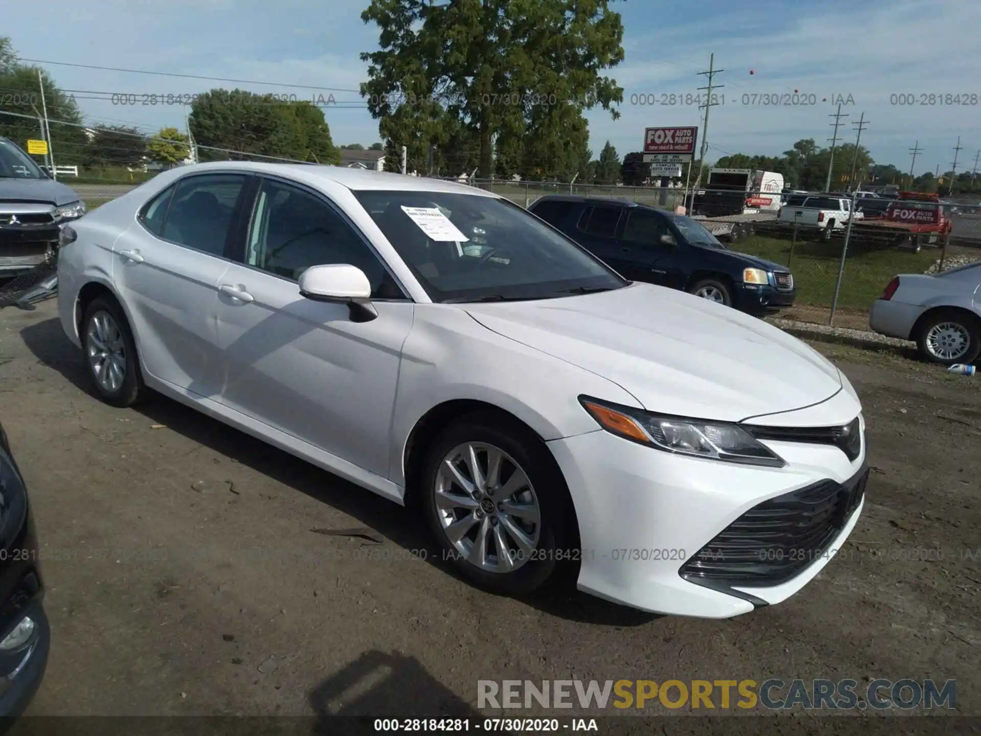 1 Photograph of a damaged car 4T1C11AK4LU362566 TOYOTA CAMRY 2020