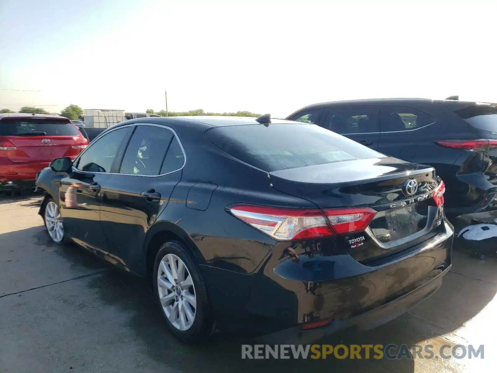 3 Photograph of a damaged car 4T1C11AK4LU365497 TOYOTA CAMRY 2020