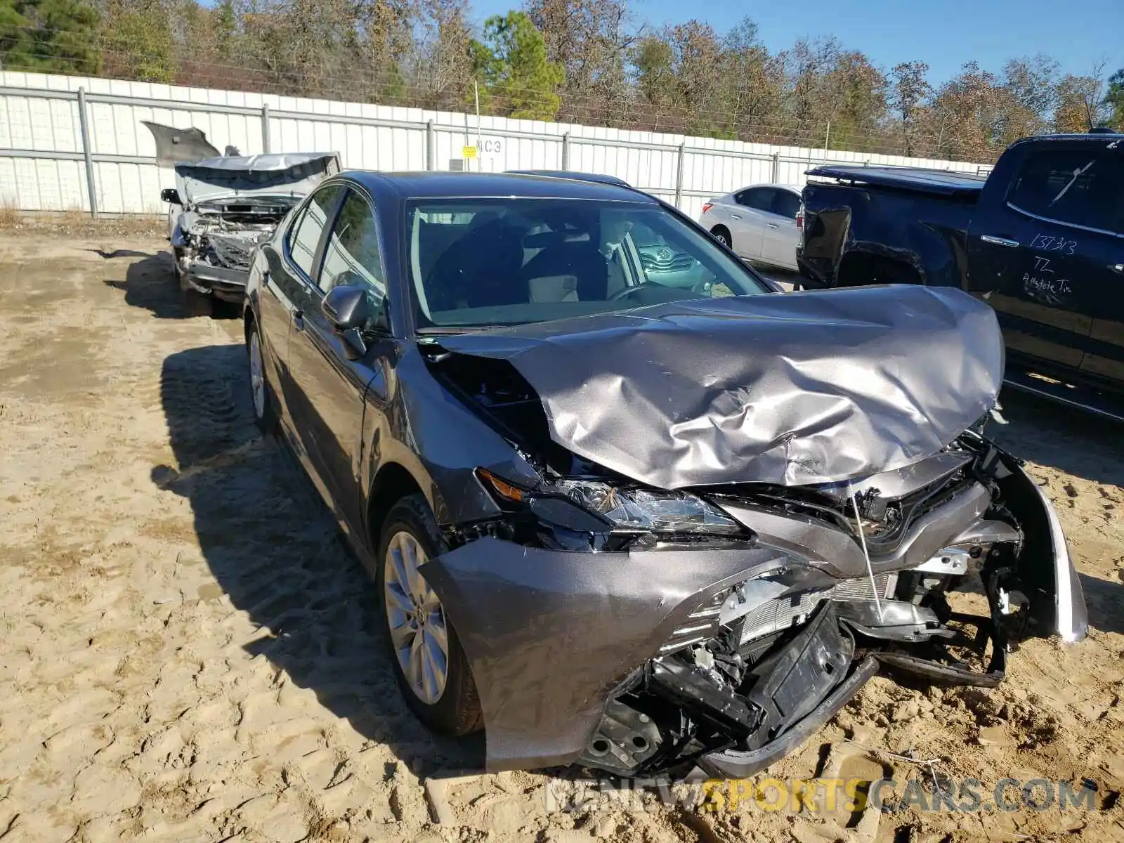 1 Photograph of a damaged car 4T1C11AK4LU369954 TOYOTA CAMRY 2020