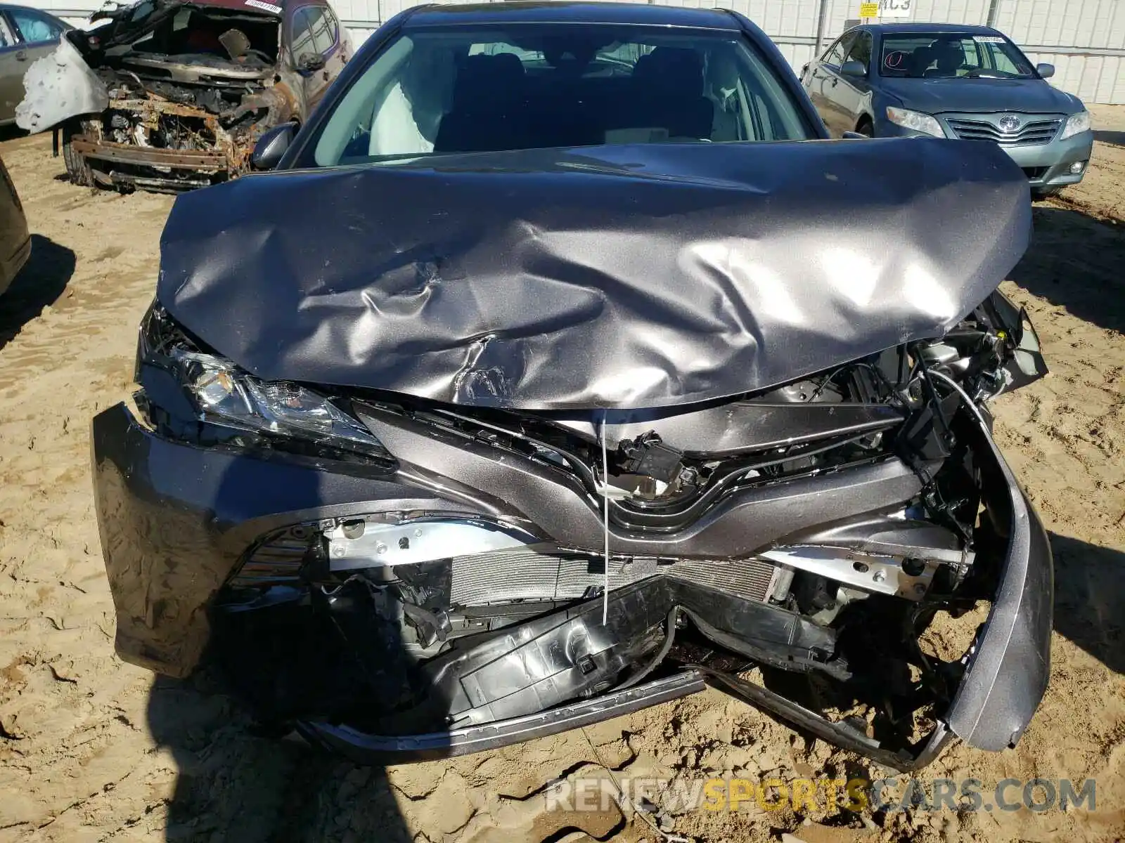 9 Photograph of a damaged car 4T1C11AK4LU369954 TOYOTA CAMRY 2020