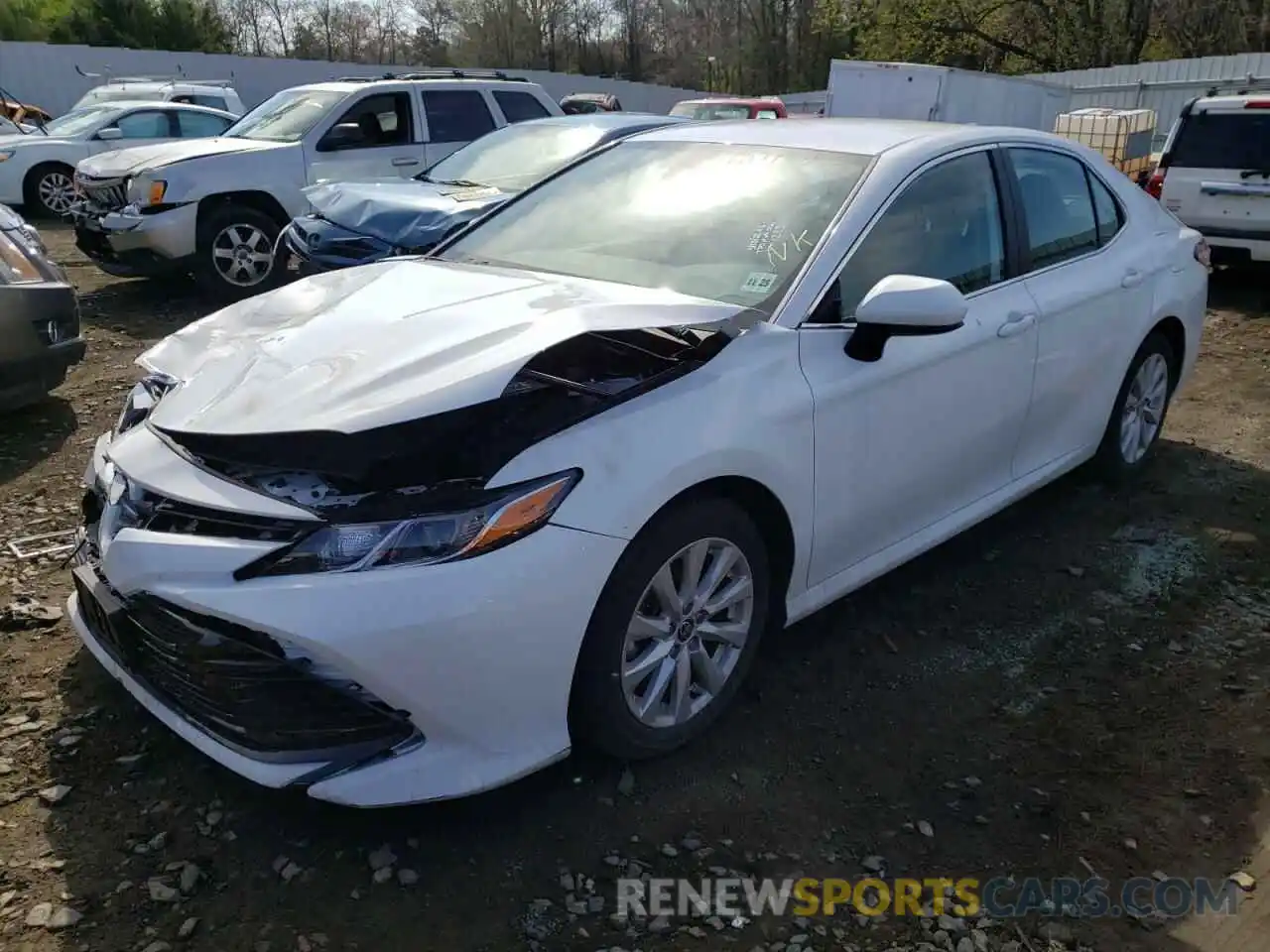 2 Photograph of a damaged car 4T1C11AK4LU401253 TOYOTA CAMRY 2020