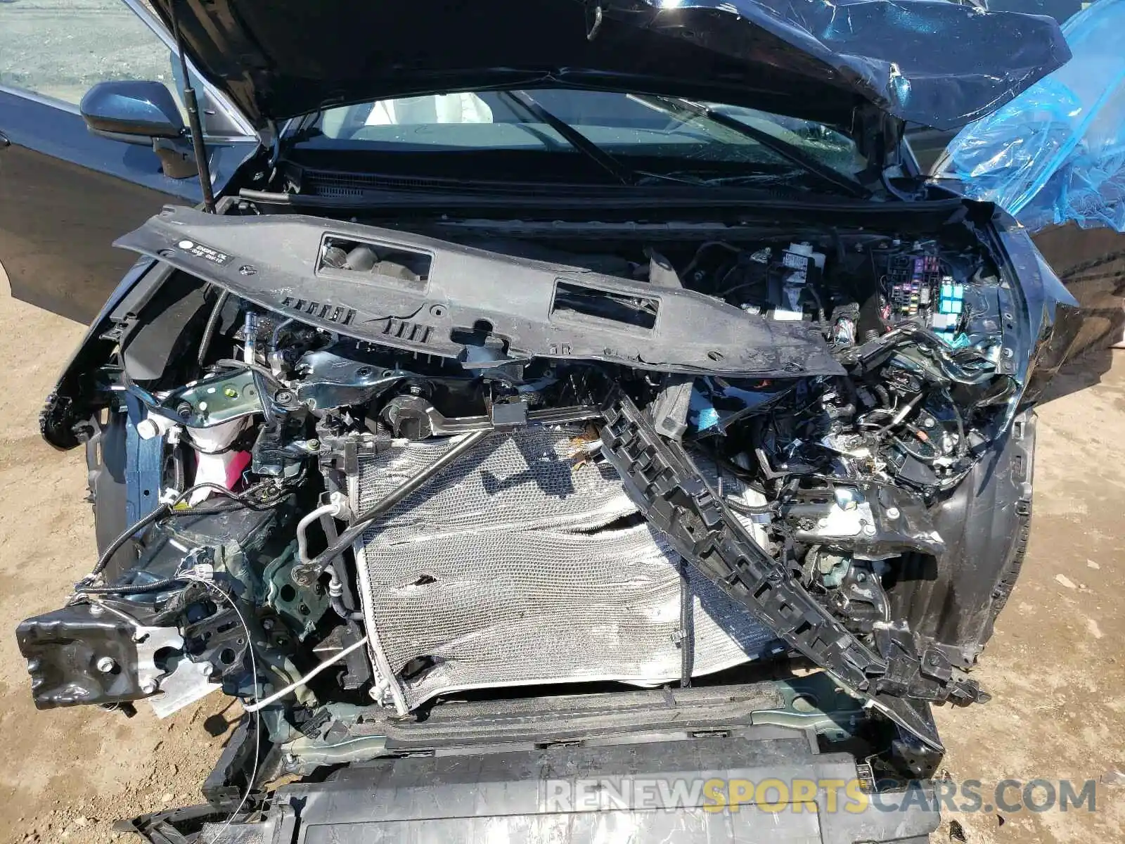 7 Photograph of a damaged car 4T1C11AK4LU500011 TOYOTA CAMRY 2020