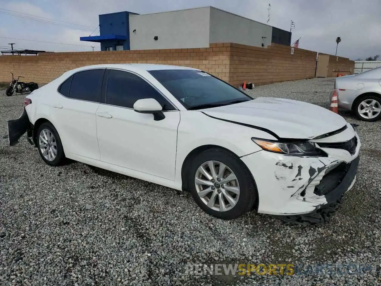 4 Photograph of a damaged car 4T1C11AK4LU503197 TOYOTA CAMRY 2020