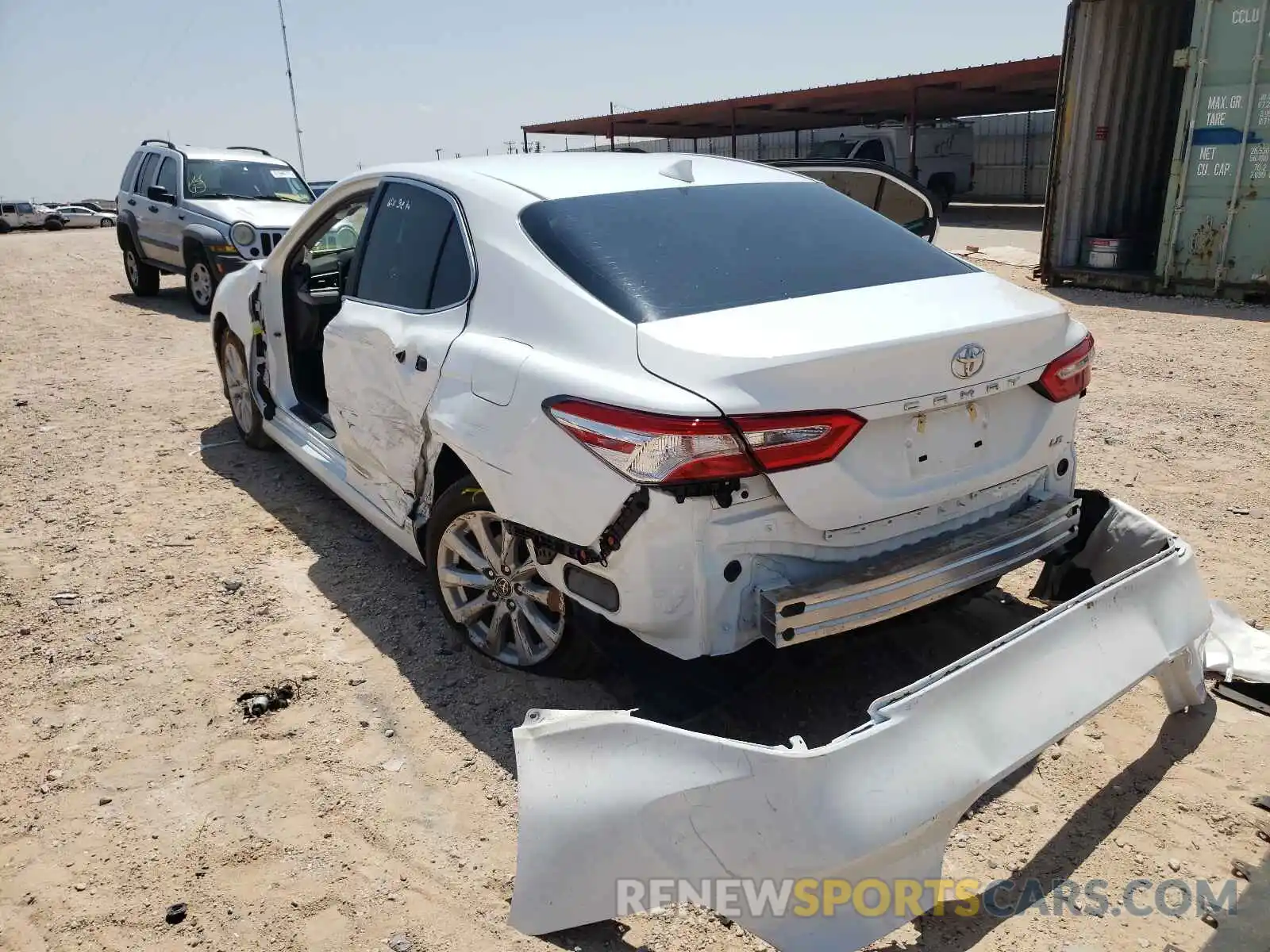 3 Photograph of a damaged car 4T1C11AK4LU506004 TOYOTA CAMRY 2020