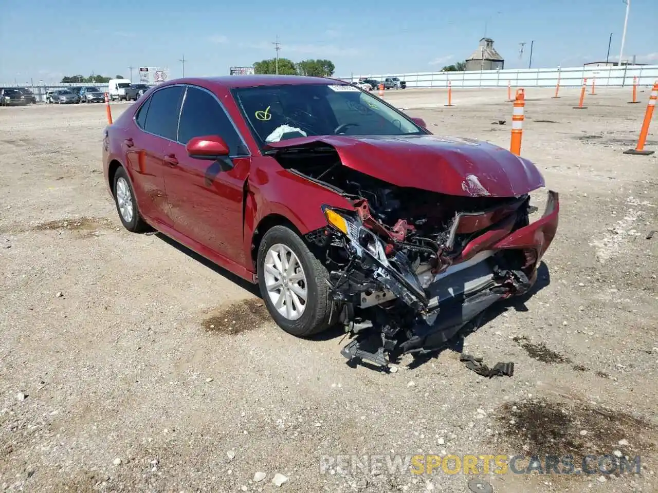 1 Photograph of a damaged car 4T1C11AK4LU864543 TOYOTA CAMRY 2020