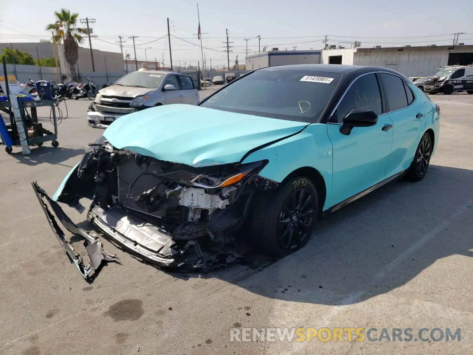 2 Photograph of a damaged car 4T1C11AK4LU865823 TOYOTA CAMRY 2020