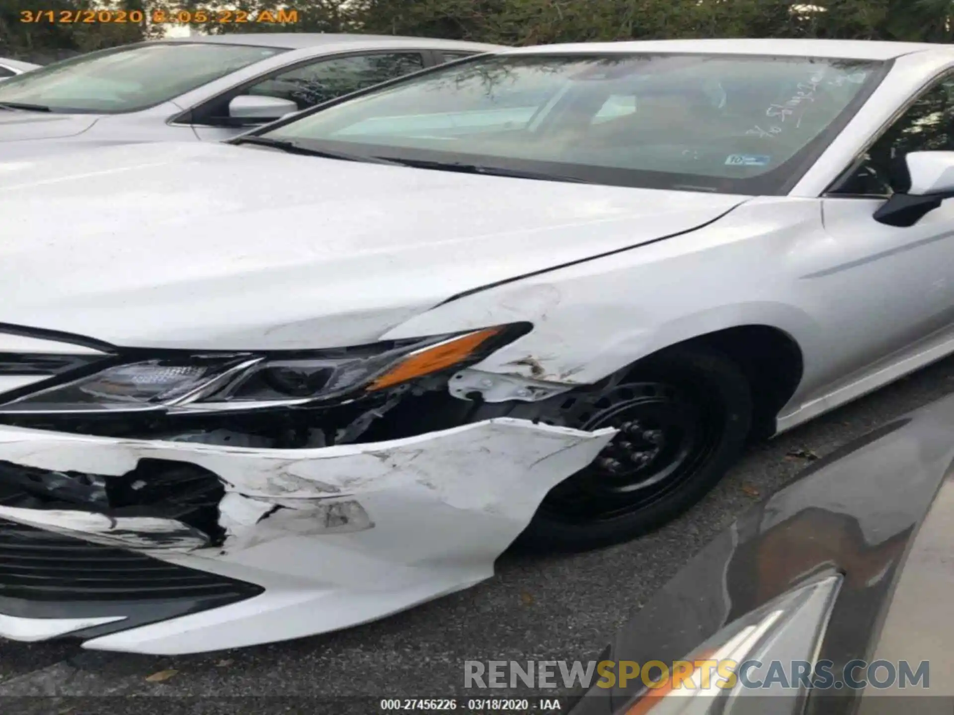 15 Photograph of a damaged car 4T1C11AK4LU871993 TOYOTA CAMRY 2020