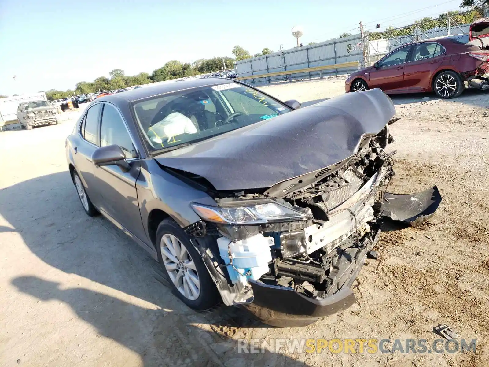 1 Photograph of a damaged car 4T1C11AK4LU873193 TOYOTA CAMRY 2020