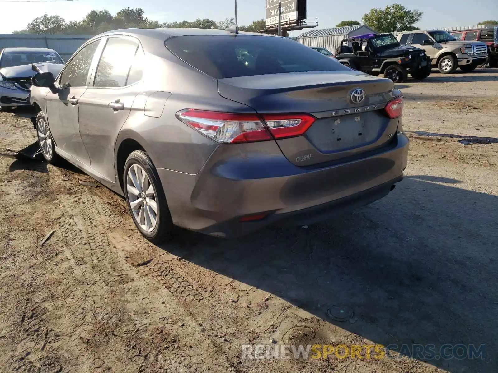 3 Photograph of a damaged car 4T1C11AK4LU873193 TOYOTA CAMRY 2020