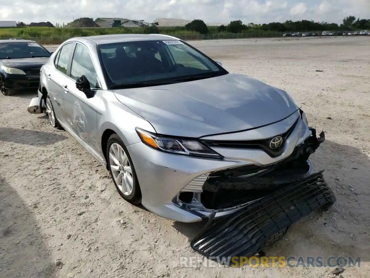 1 Photograph of a damaged car 4T1C11AK4LU873761 TOYOTA CAMRY 2020