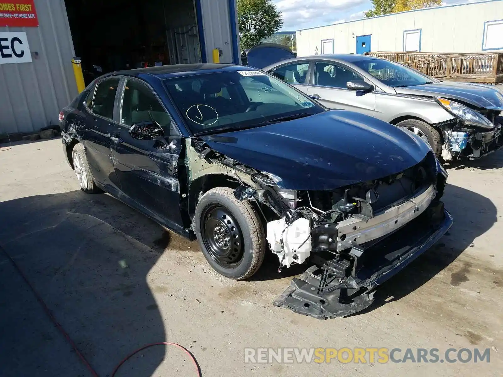 1 Photograph of a damaged car 4T1C11AK4LU875963 TOYOTA CAMRY 2020