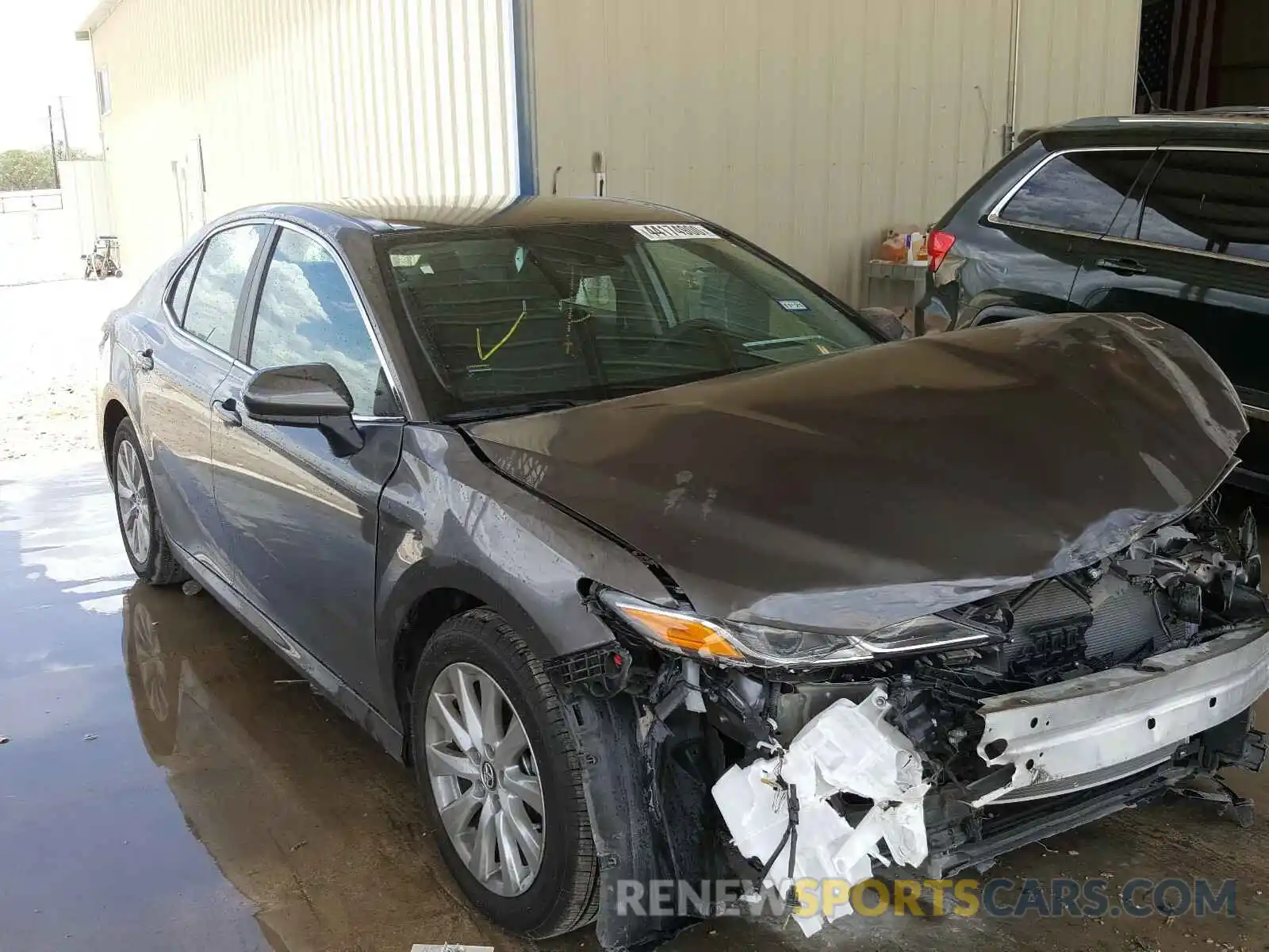 1 Photograph of a damaged car 4T1C11AK4LU877017 TOYOTA CAMRY 2020