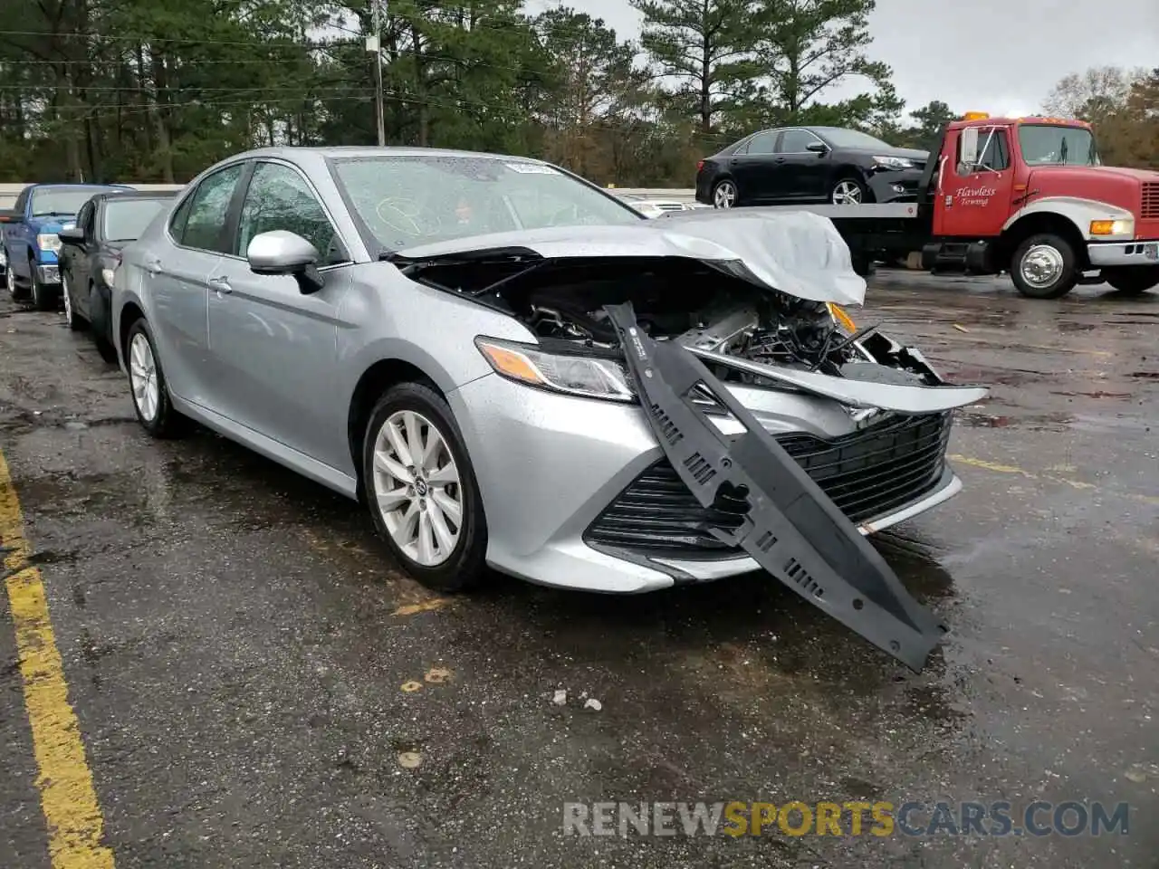 1 Photograph of a damaged car 4T1C11AK4LU877616 TOYOTA CAMRY 2020