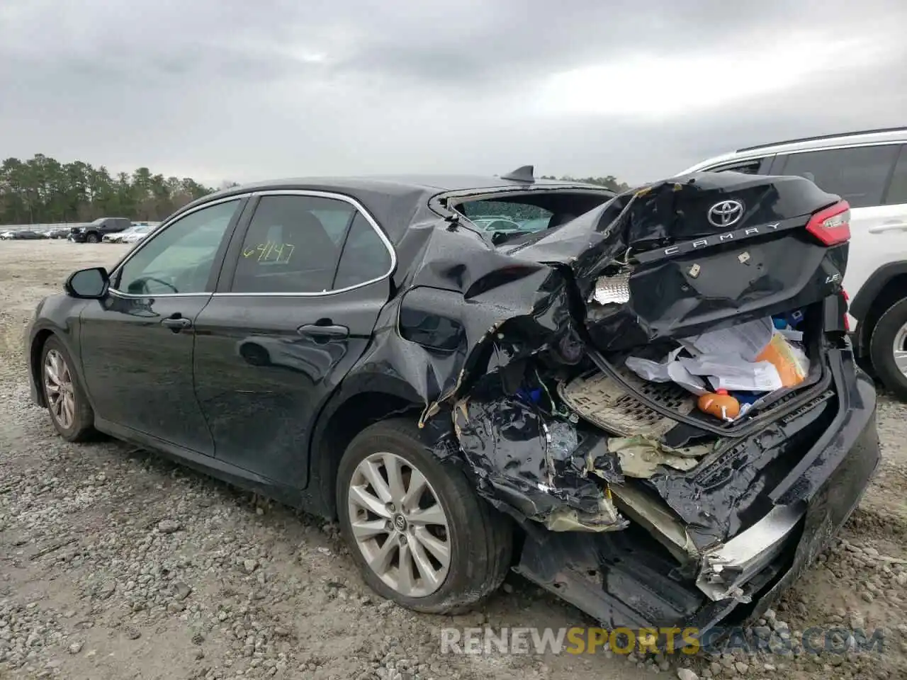 3 Photograph of a damaged car 4T1C11AK4LU882511 TOYOTA CAMRY 2020