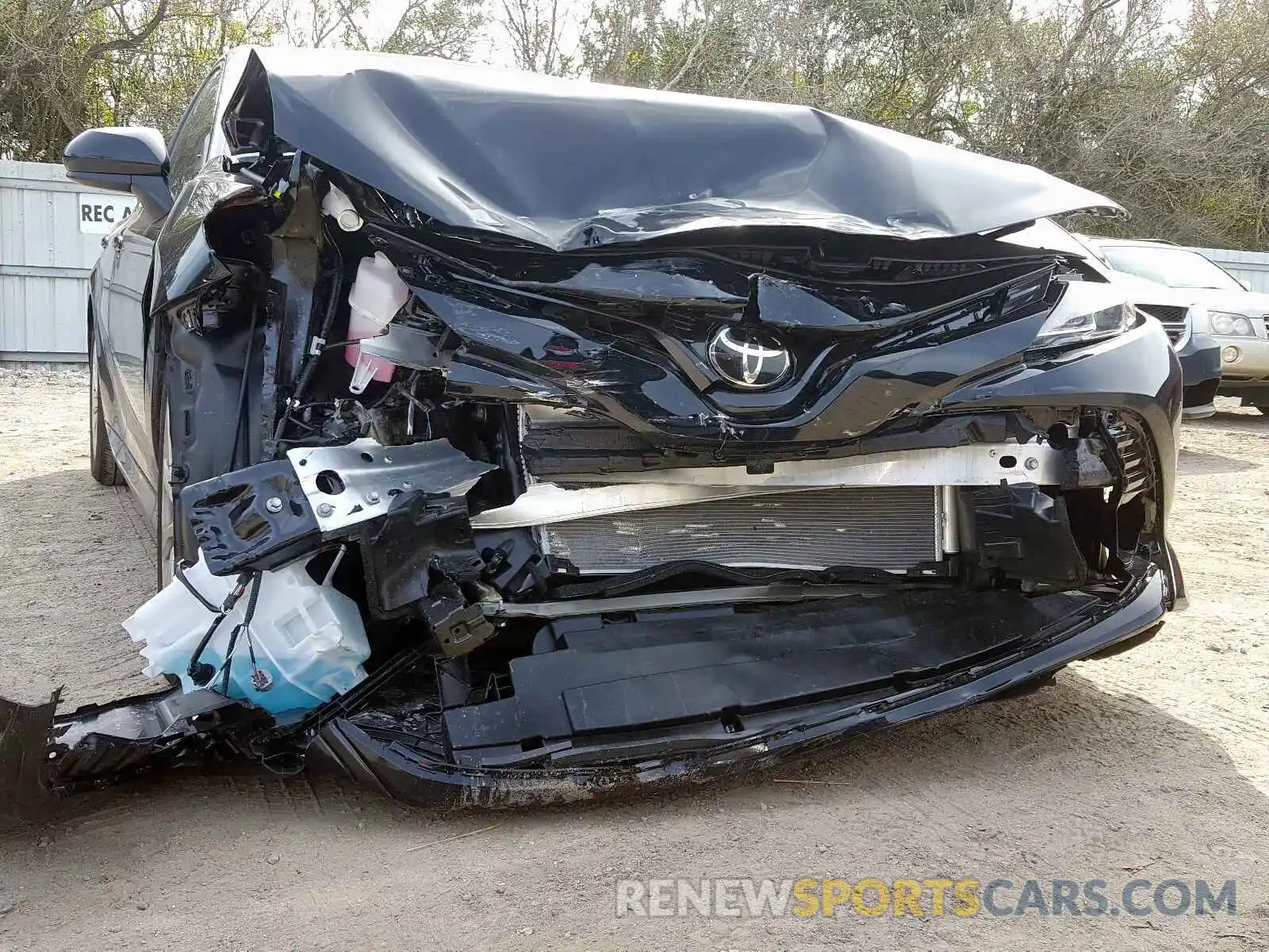 9 Photograph of a damaged car 4T1C11AK4LU883836 TOYOTA CAMRY 2020