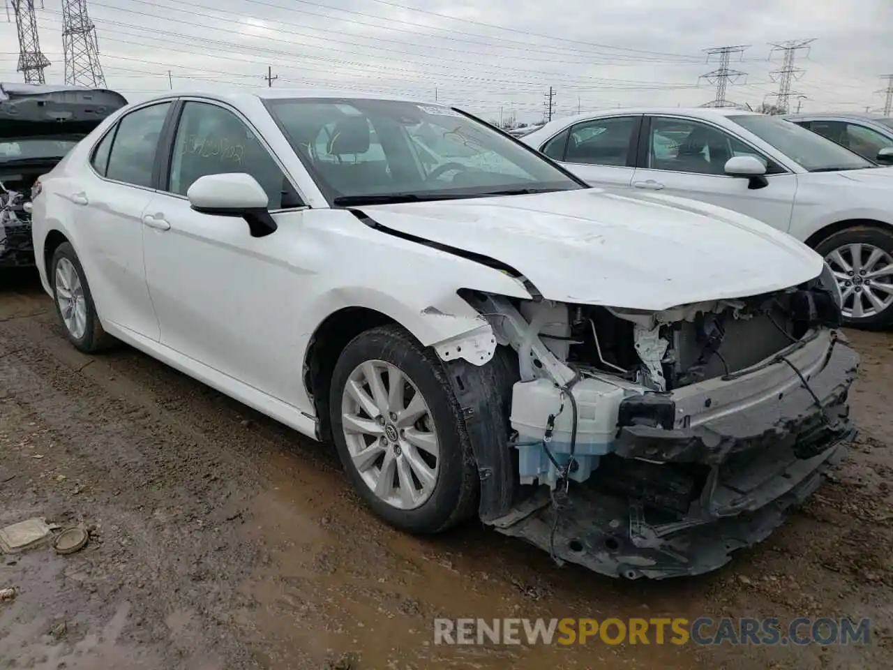 1 Photograph of a damaged car 4T1C11AK4LU886106 TOYOTA CAMRY 2020