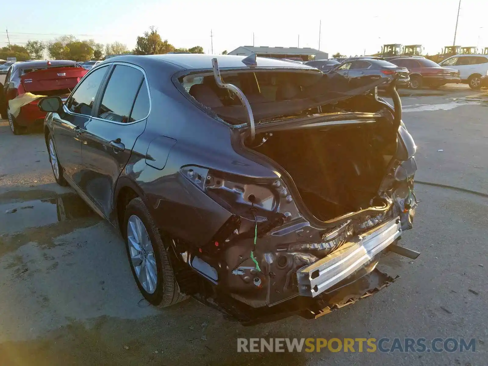 3 Photograph of a damaged car 4T1C11AK4LU888440 TOYOTA CAMRY 2020