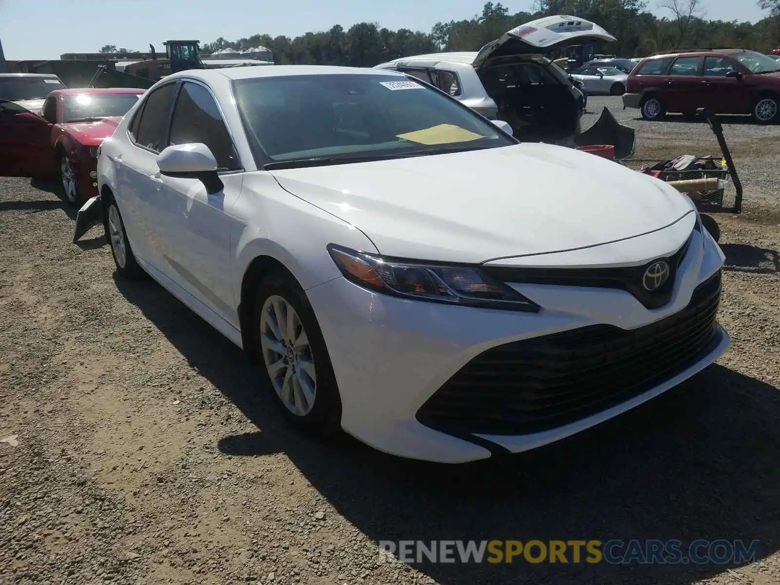 1 Photograph of a damaged car 4T1C11AK4LU889846 TOYOTA CAMRY 2020