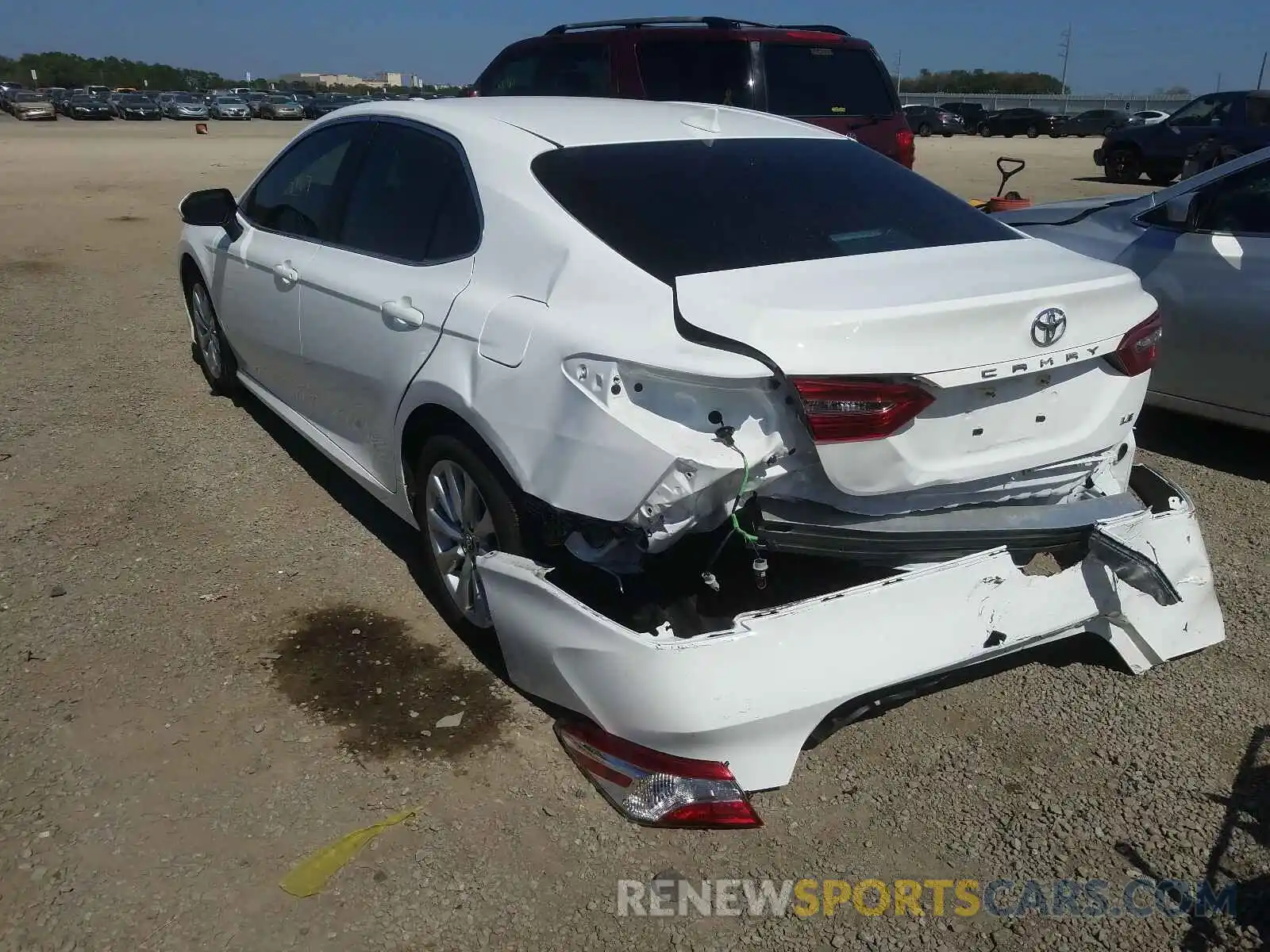 3 Photograph of a damaged car 4T1C11AK4LU889846 TOYOTA CAMRY 2020