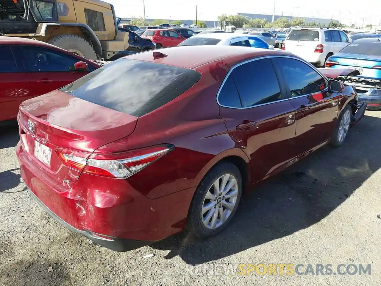 4 Photograph of a damaged car 4T1C11AK4LU890253 TOYOTA CAMRY 2020