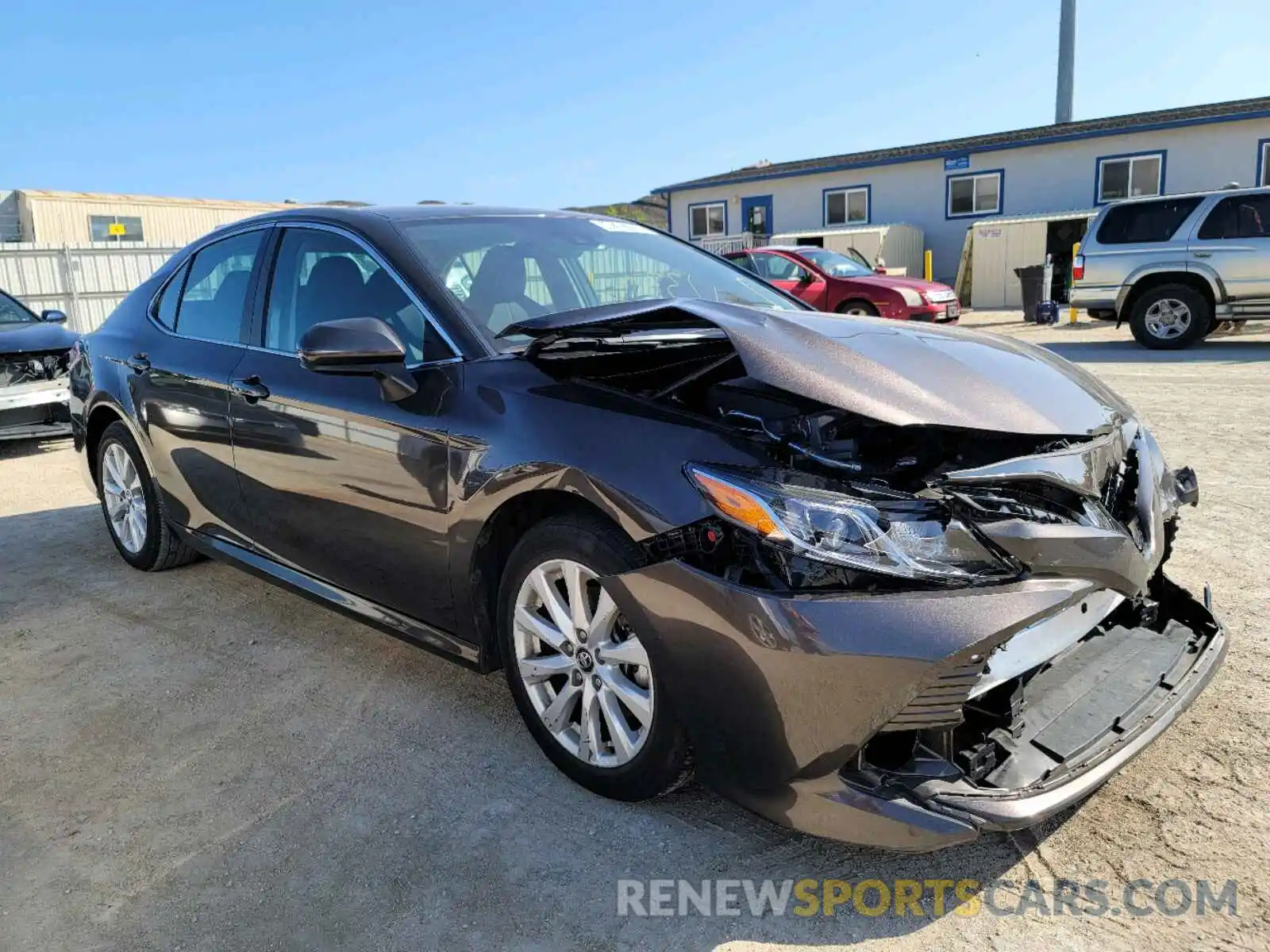 1 Photograph of a damaged car 4T1C11AK4LU891645 TOYOTA CAMRY 2020