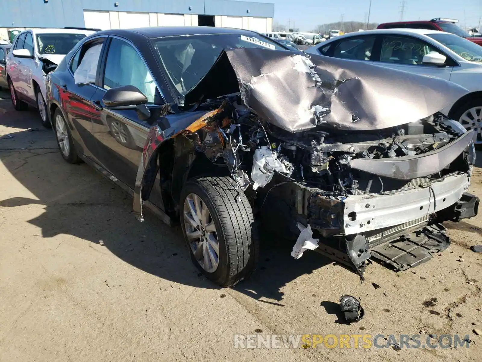 1 Photograph of a damaged car 4T1C11AK4LU892102 TOYOTA CAMRY 2020