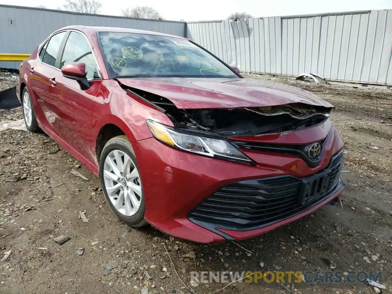 1 Photograph of a damaged car 4T1C11AK4LU897221 TOYOTA CAMRY 2020