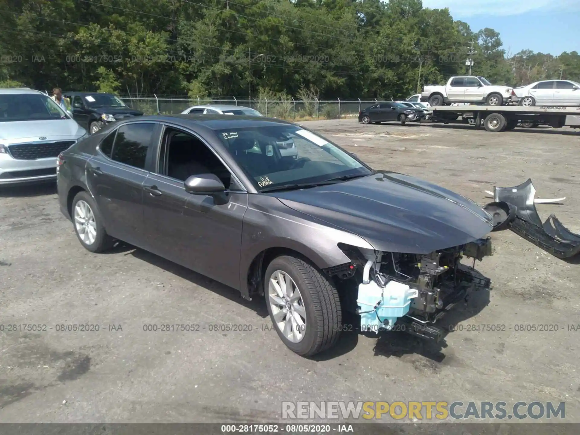 1 Photograph of a damaged car 4T1C11AK4LU899812 TOYOTA CAMRY 2020